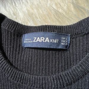 Zara knit shortsleeved black shirt